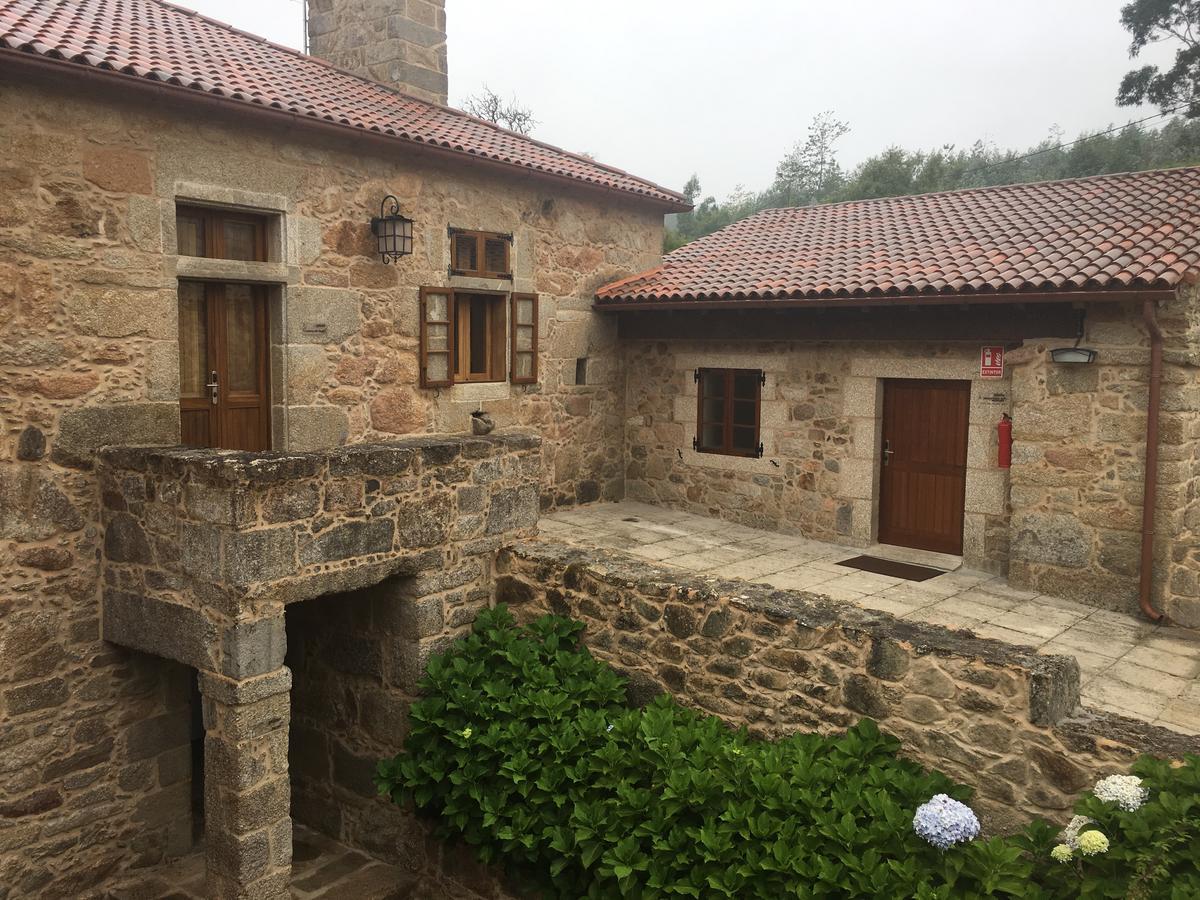 Monasterio Y Pension De Moraime Bagian luar foto